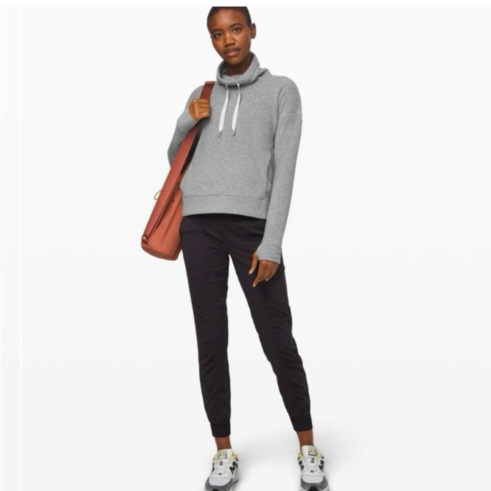 Lululemon Go Forward Fleece Cowl Neck Pullover in Heathered Core Light Grey - Picture 3 of 8